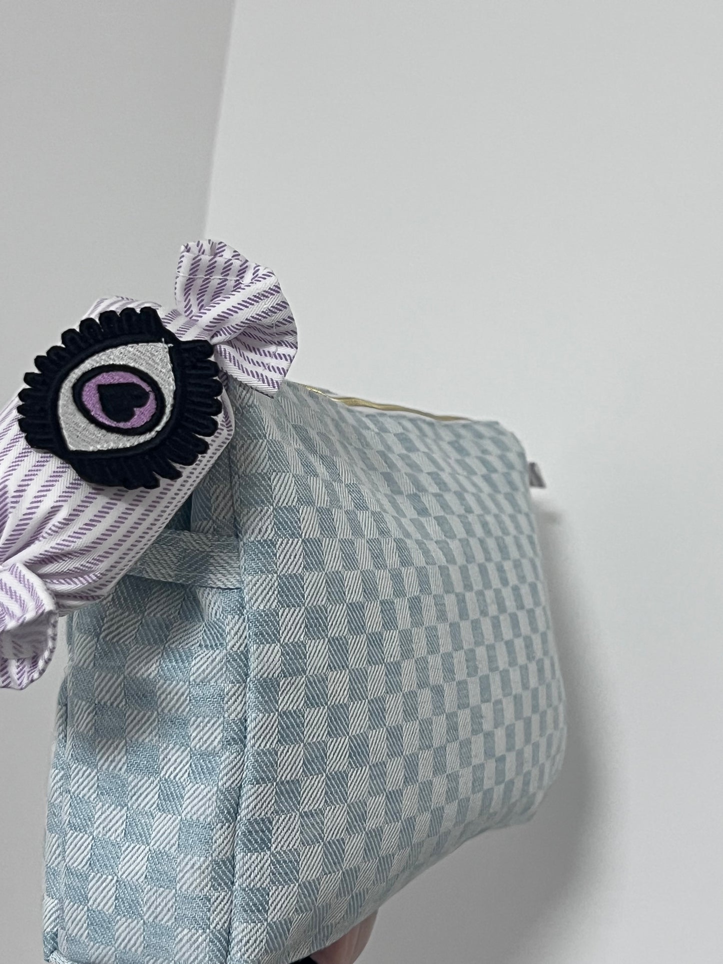 Kosmetinė - žalsvi langeliai