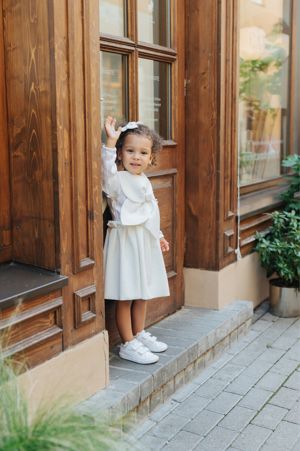 Baltas Coliukės Sarafanas