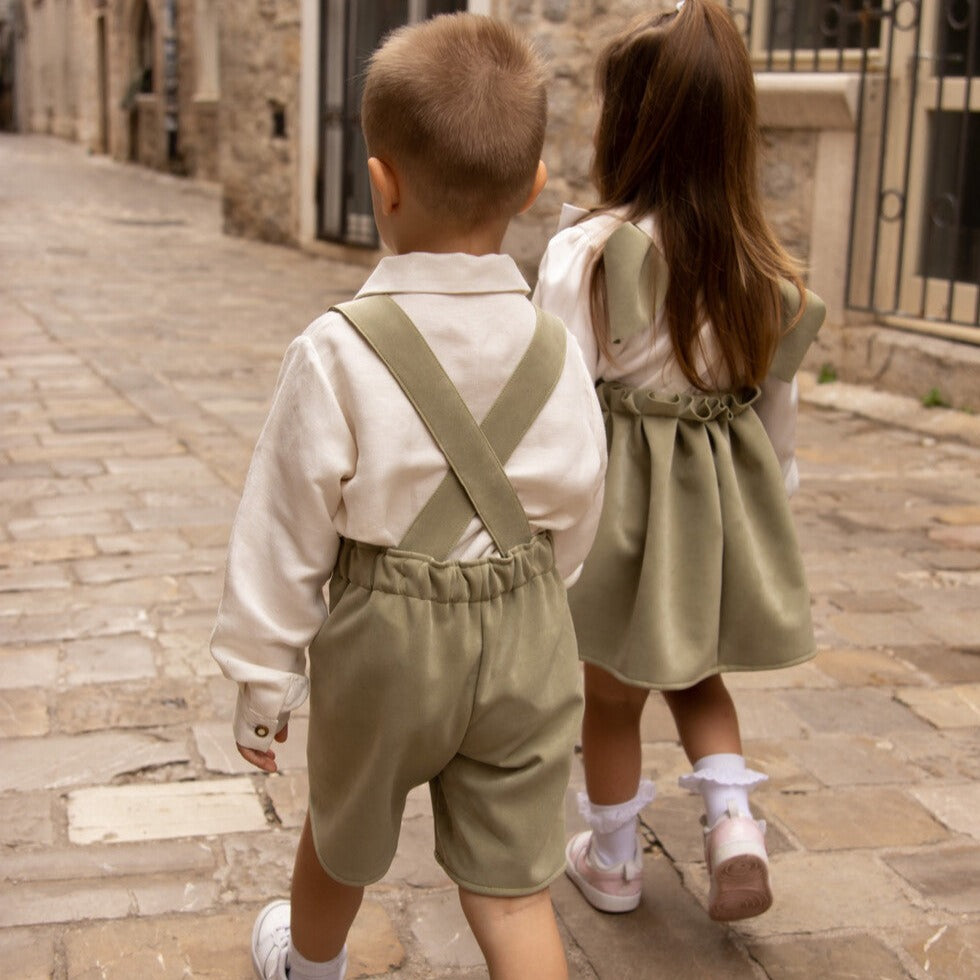 Žalias kostiumėlis - Prancūzas