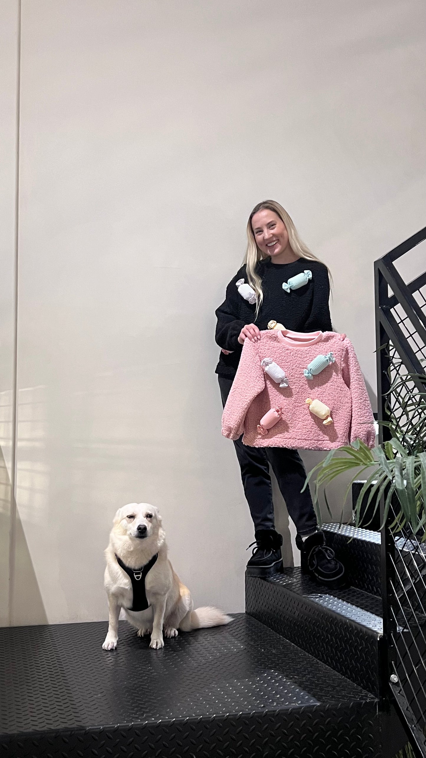 Moteriškas džemperis - Saldainiai