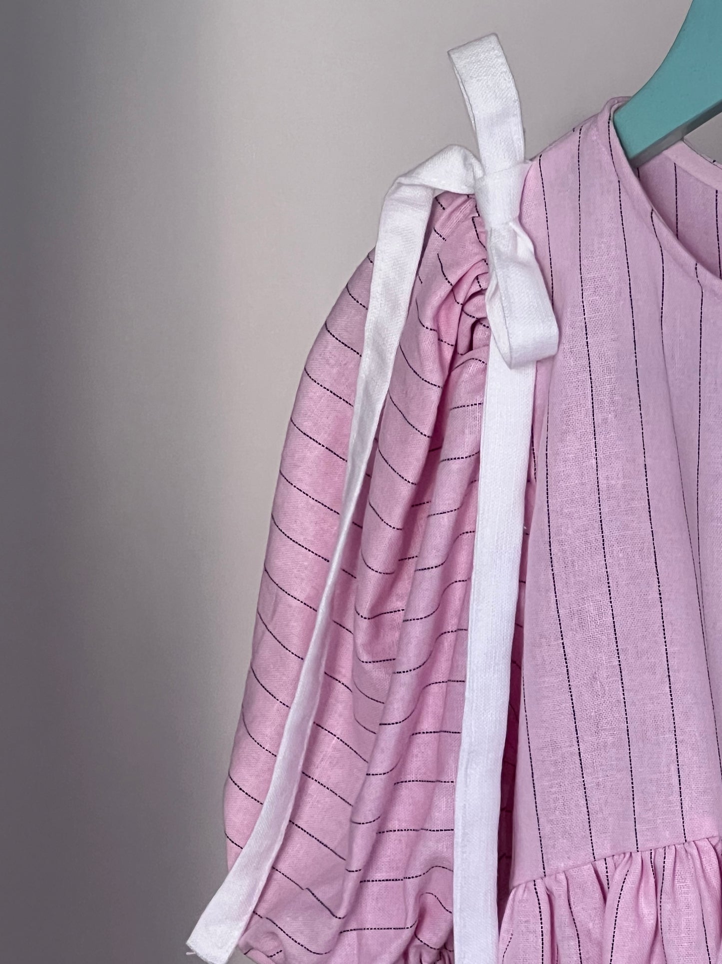 Suknelė - Ledai ir kaspinėliai