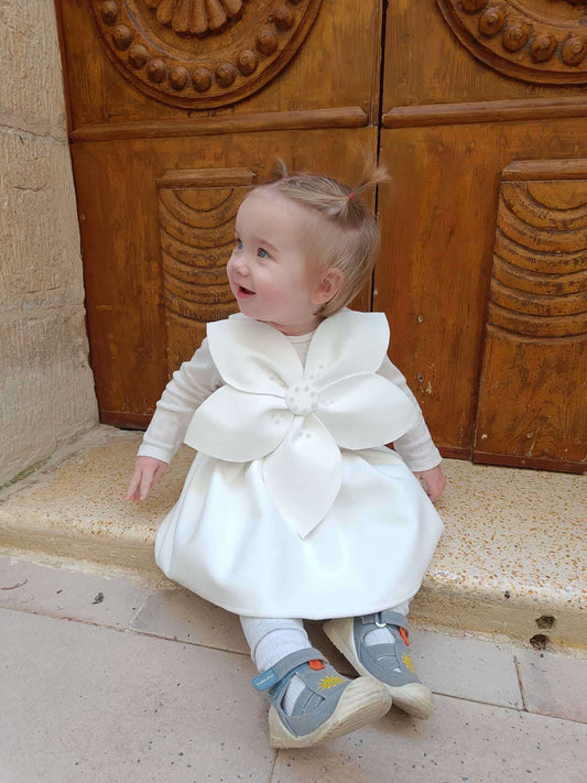 Baltas Coliukės Sarafanas