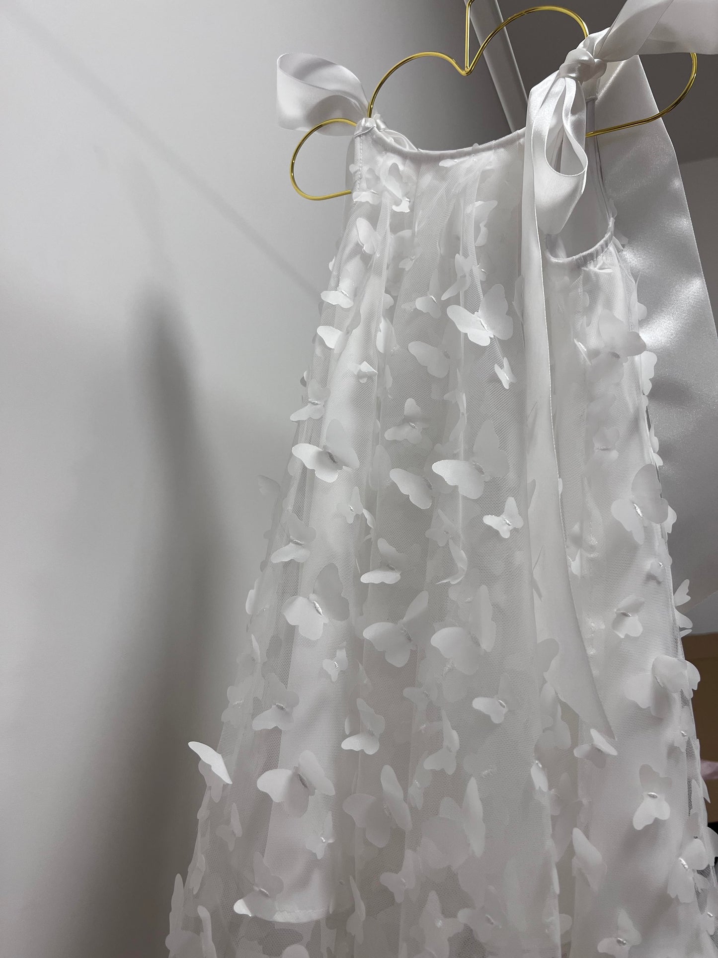 Suknelė - Balti drugeliai